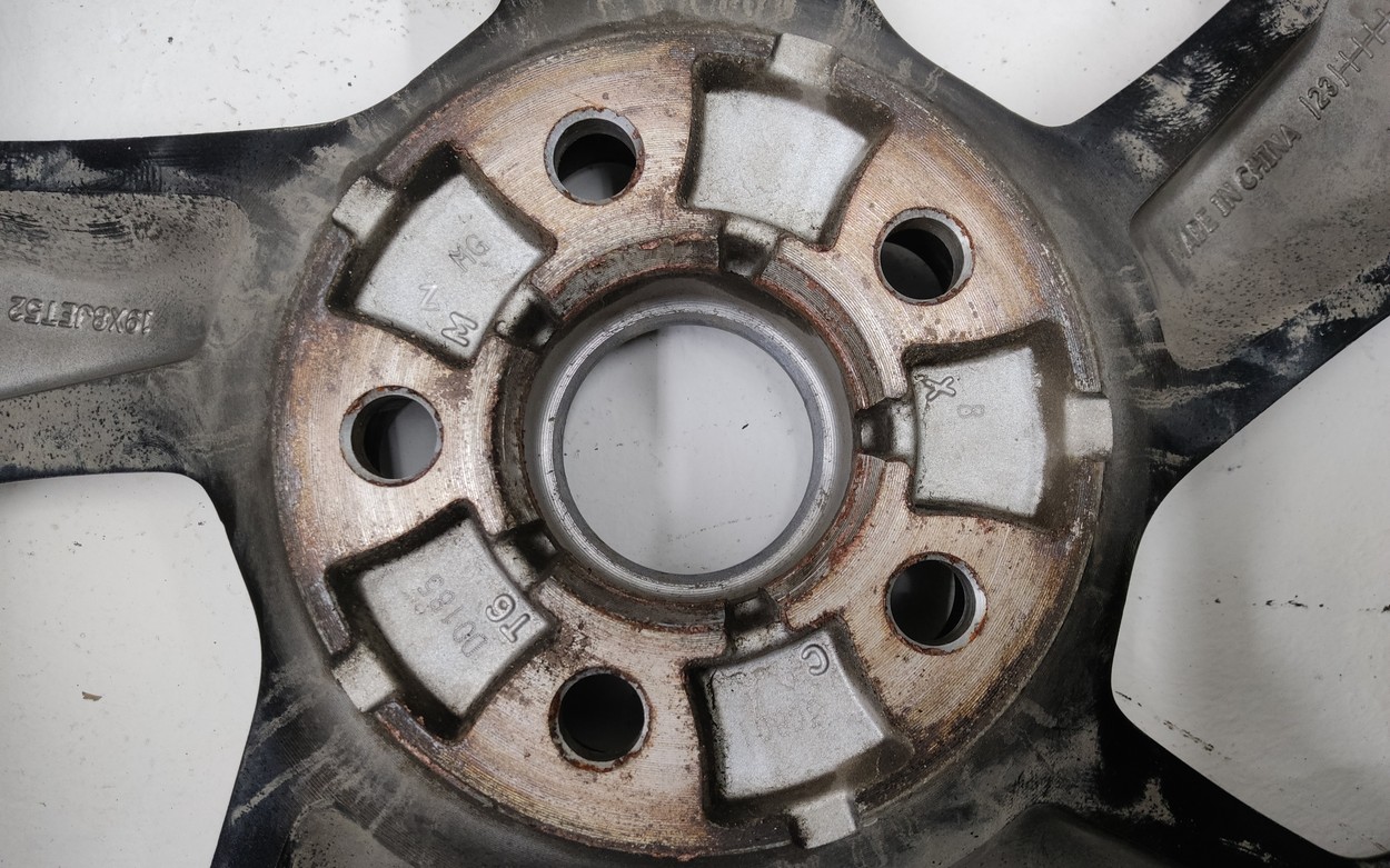 Диск колеса литой Geely Monjaro R19