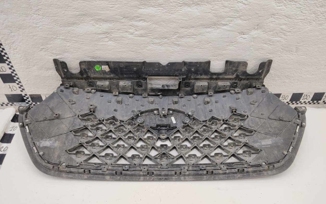 Решётка радиатора Chery Tiggo 4 Pro под камеру