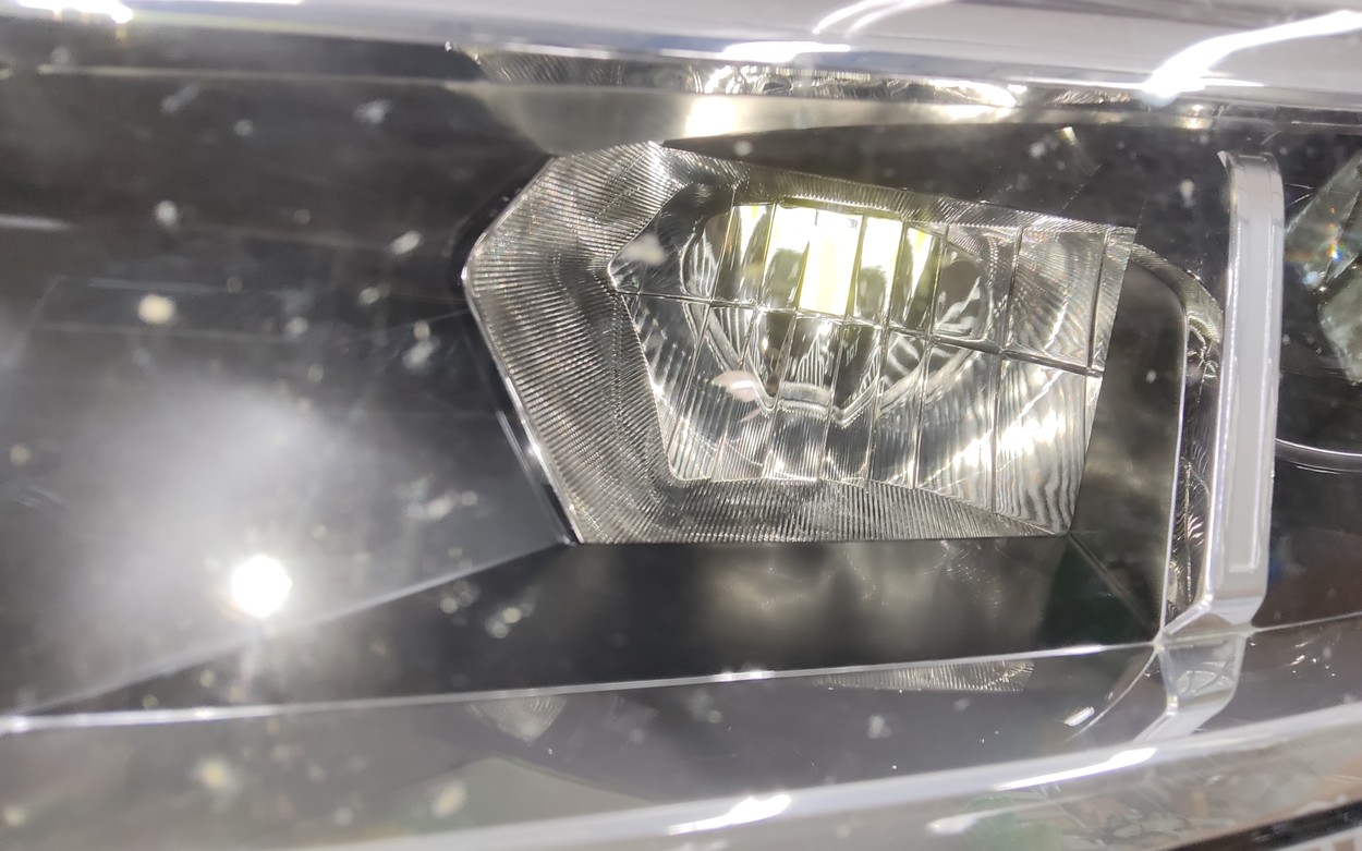 Фара передняя левая Chery Tiggo 4 Pro  LED