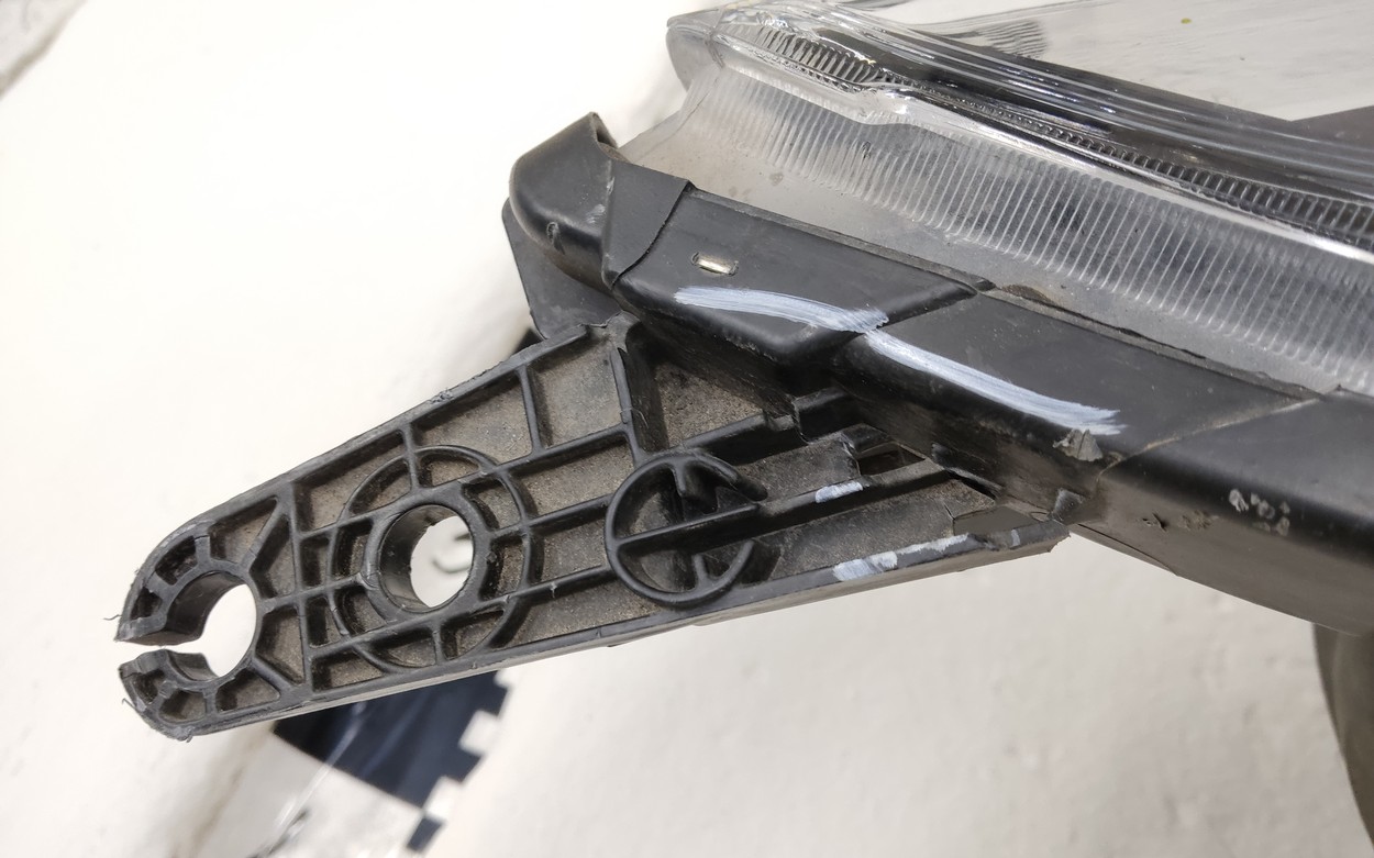 Фара передняя левая Chery Tiggo 4 Pro  LED