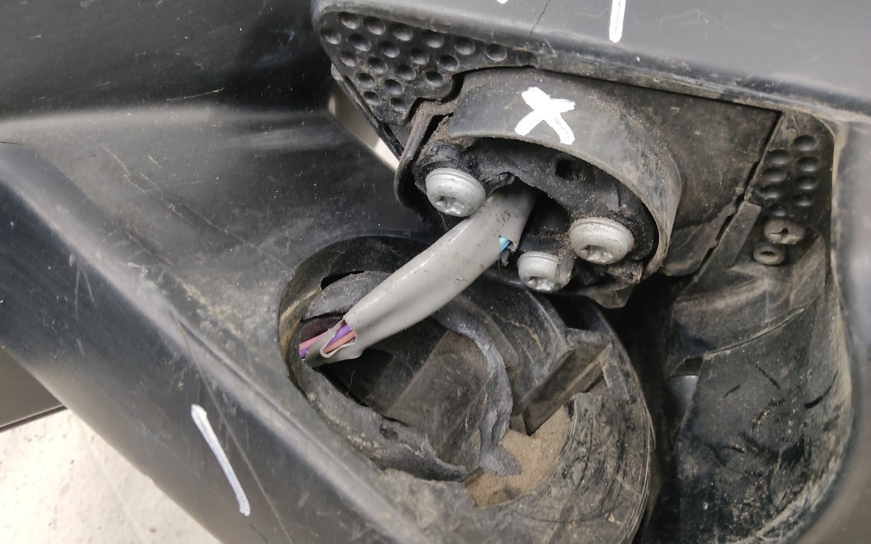 Зеркало левое Toyota RAV4 CA40 9 контактов