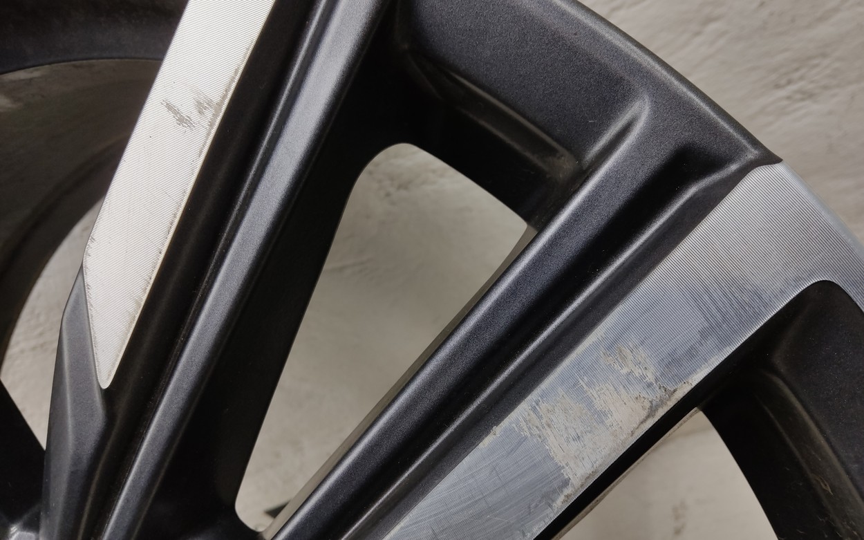 Диск колеса литой Geely Monjaro R20