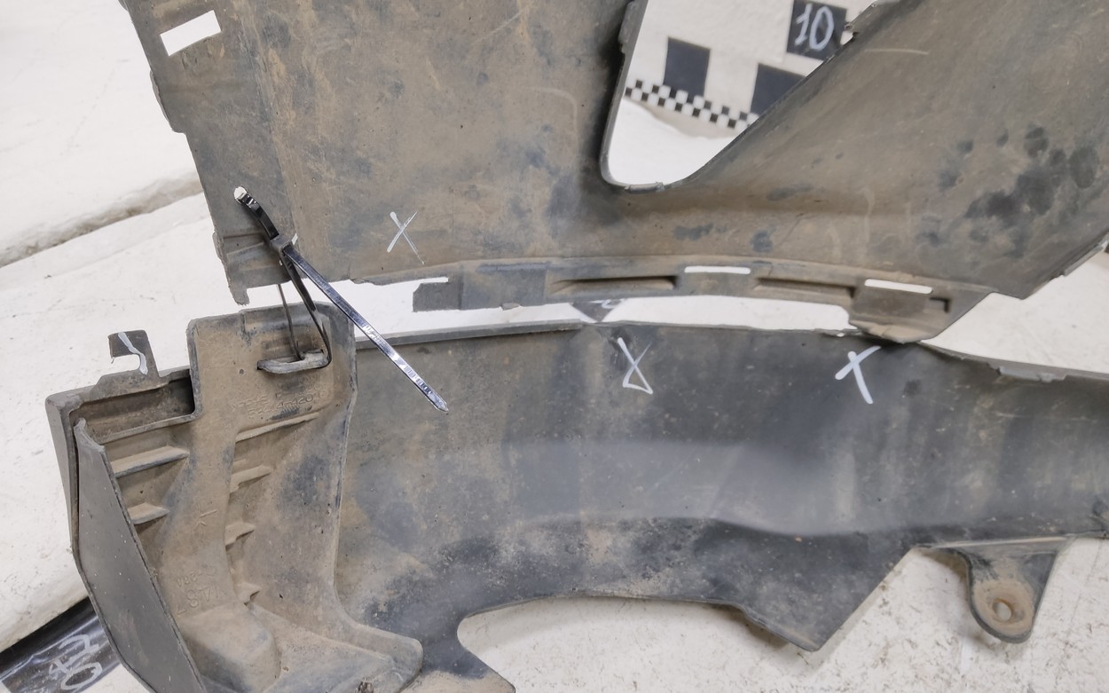Бампер передний Toyota RAV4 CA40 Restail