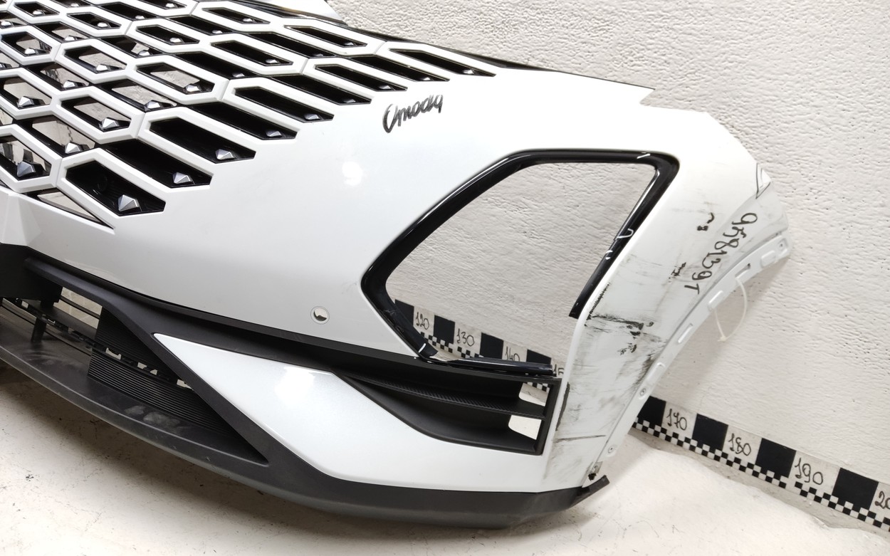 Бампер передний Omoda C5