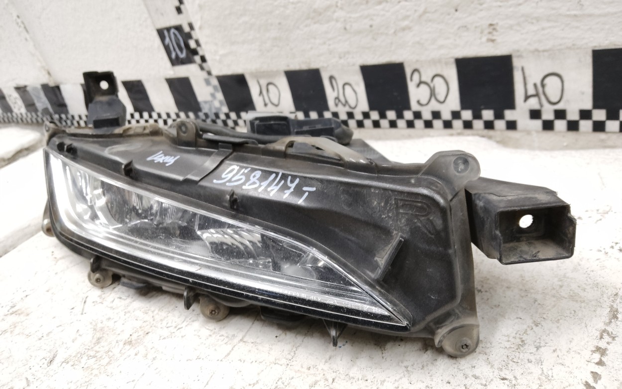Фара ПТФ передняя правая Lexus RX 4 Restail LED
