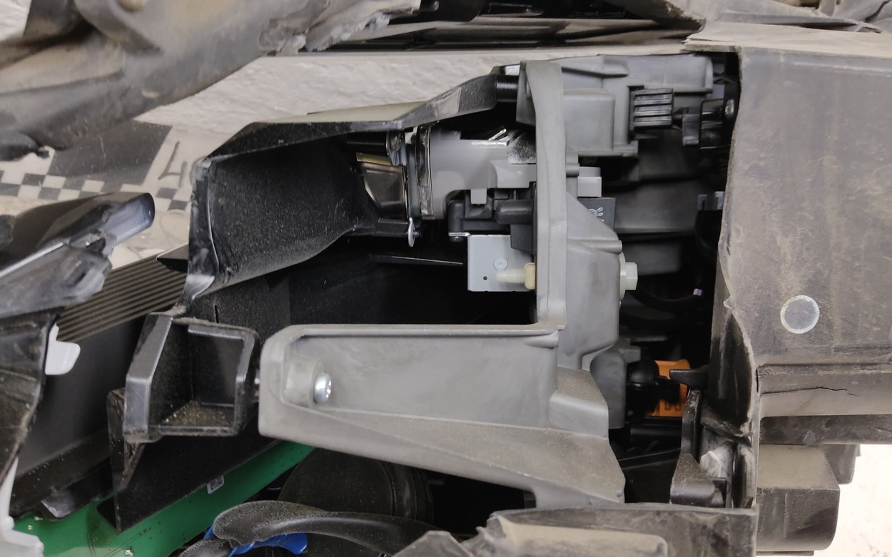 Фара передняя правая Lexus RX 4 Restail LED линза