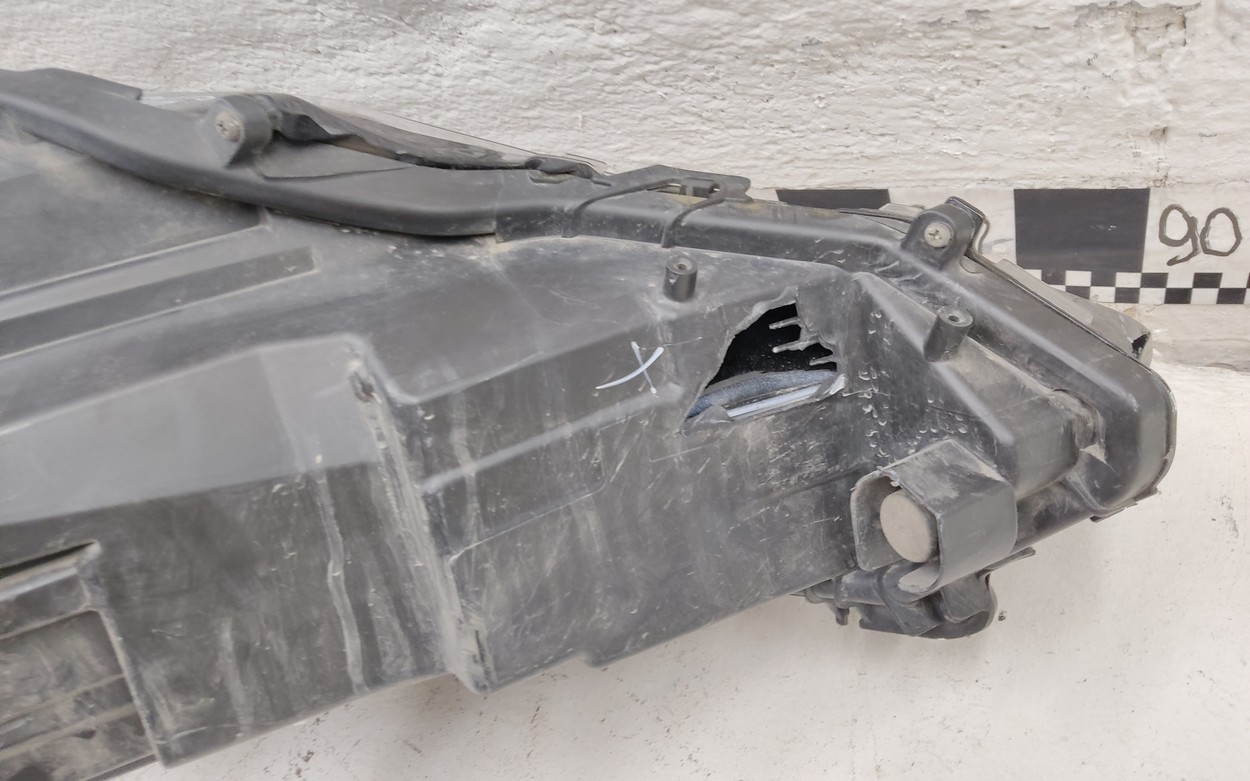 Фара передняя левая Lexus RX 4 Restail LED