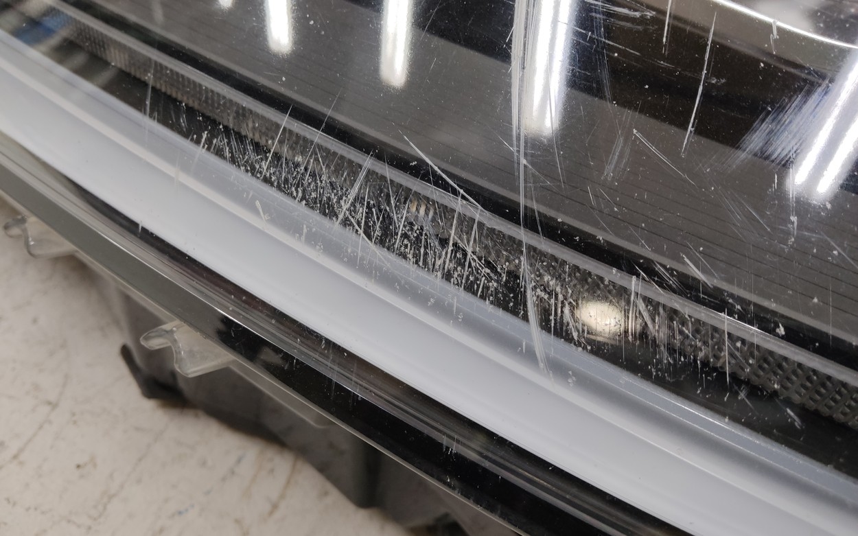 Фара передняя левая Lexus RX 4 Restail LED