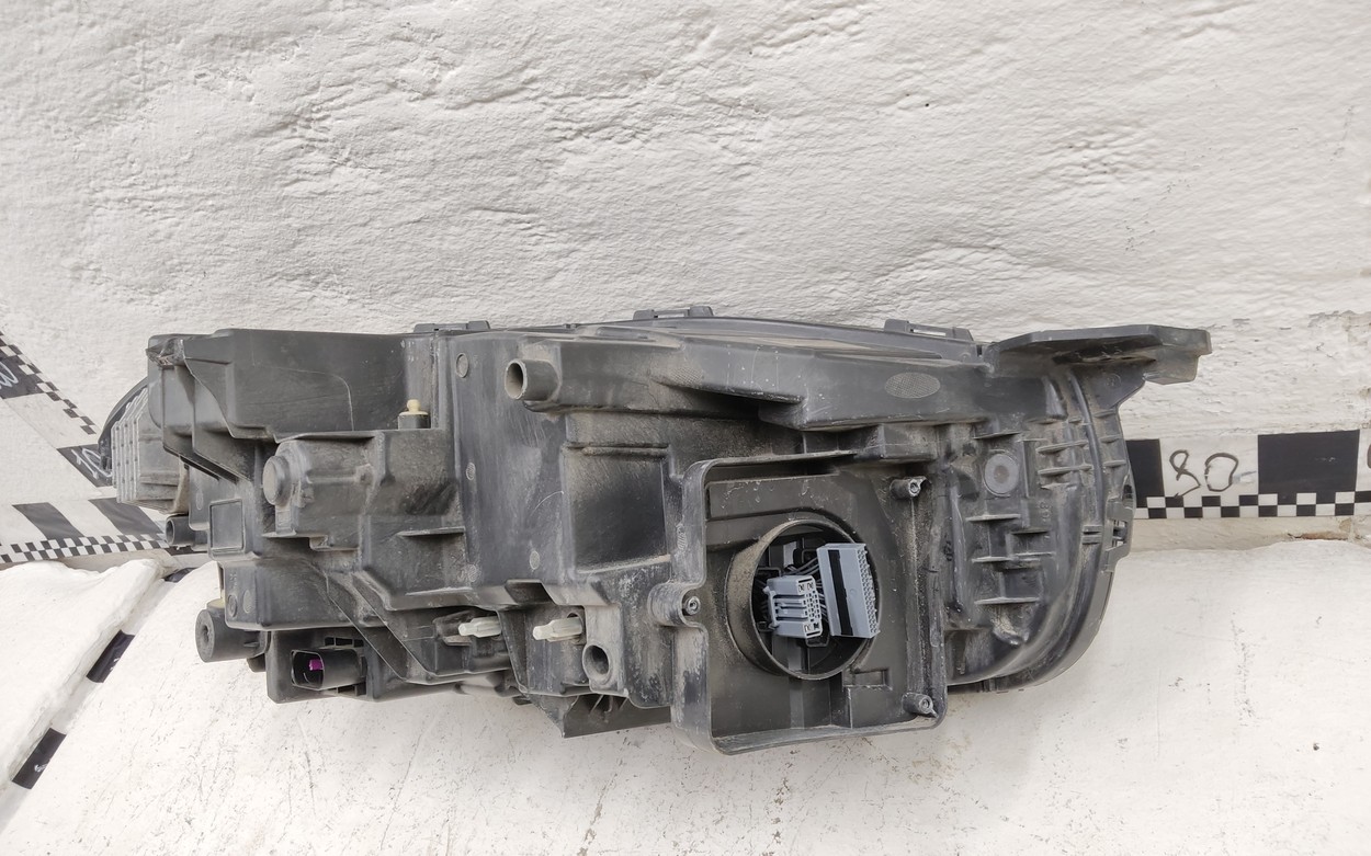 Фара передняя левая Volvo XC90 2 LED ДХО