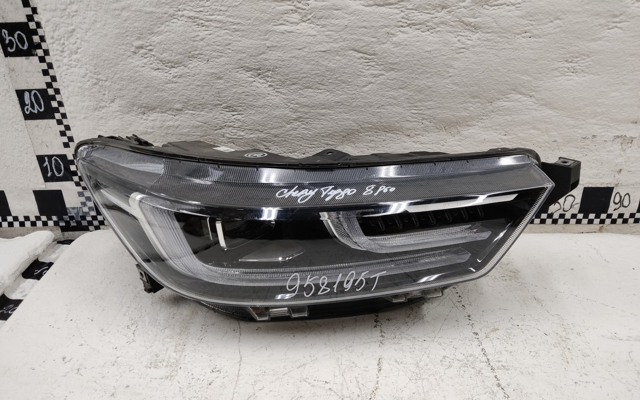 Фара передняя правая Chery Tiggo 8 Pro LED