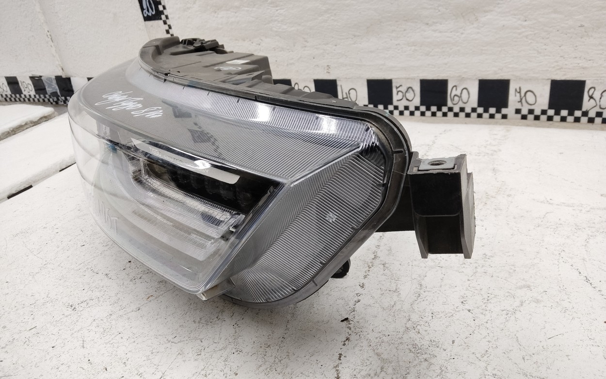 Фара передняя правая Chery Tiggo 8 Pro LED