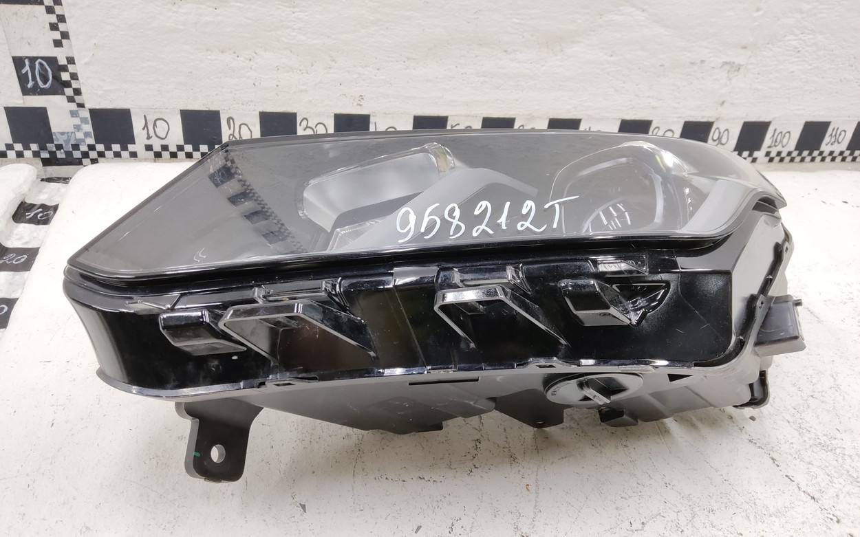 Фара передняя левая Geely Coolray LED