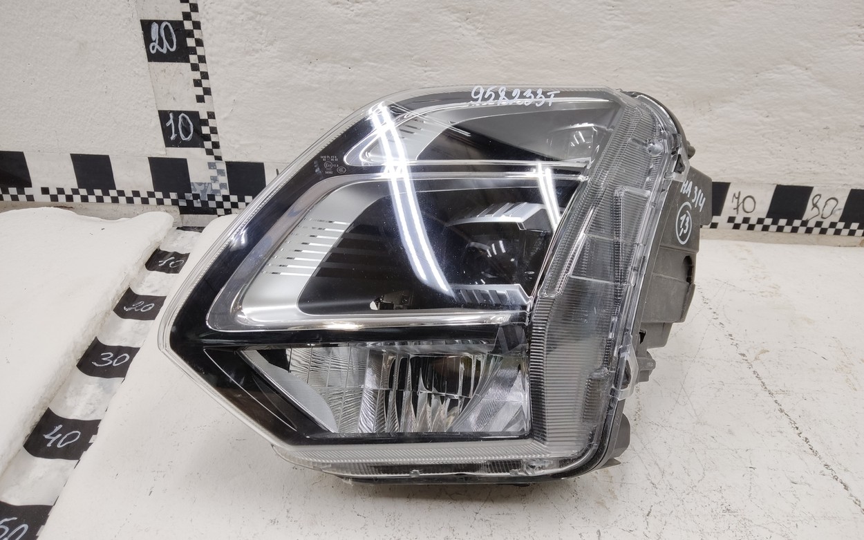 Фара передняя левая Omoda C5 LED
