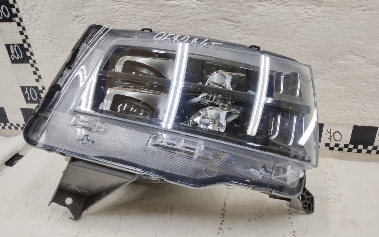 Фара передняя правая JAC JS6 LED