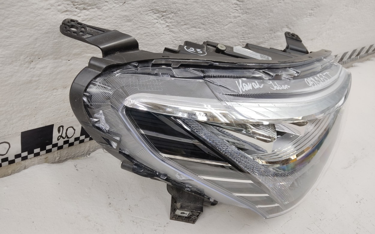 Фара передняя правая Haval Jolion LED