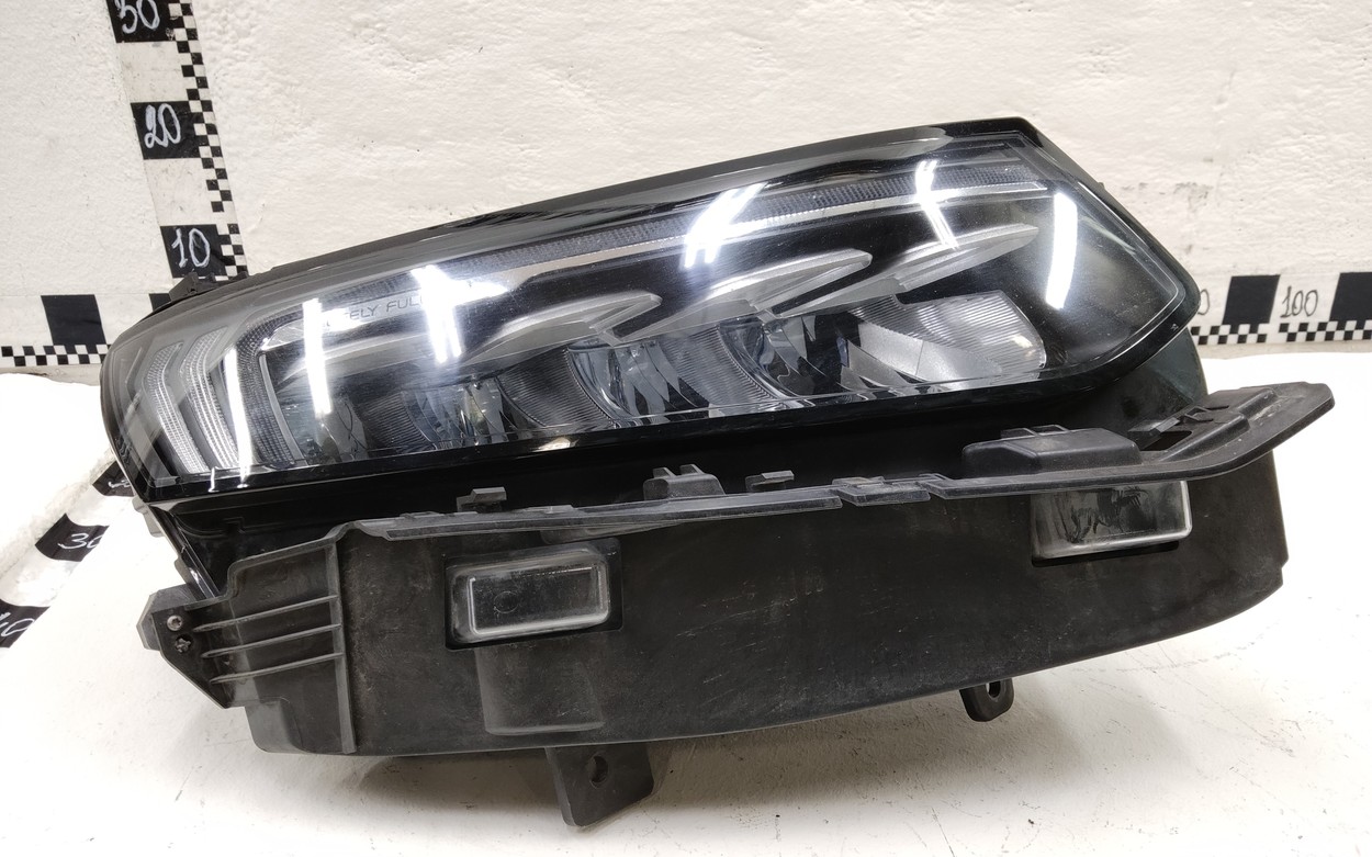 Фара передняя правая Geely Tugella Restail Full LED