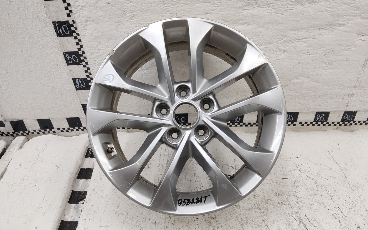Диск колеса литой Hyundai Santa Fe 4 R17