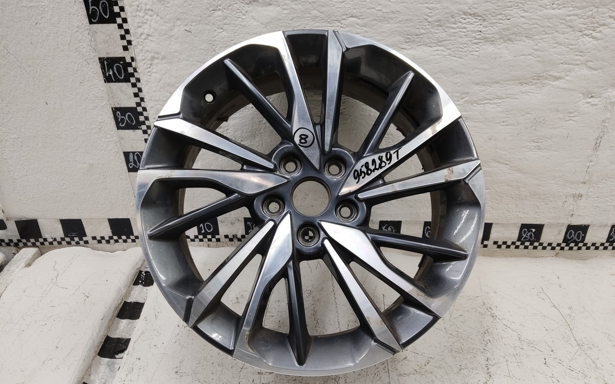 Диск колеса литой Geely Coolray R18