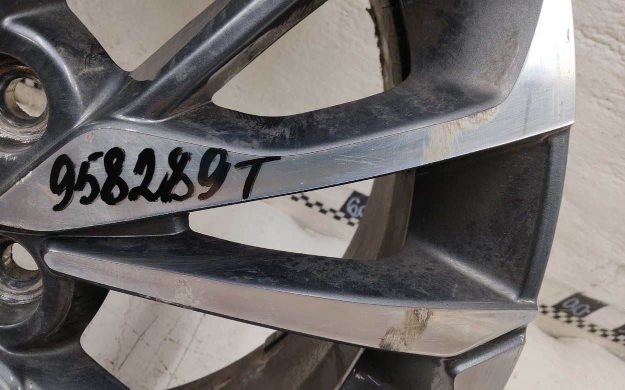 Диск колеса литой Geely Coolray R18