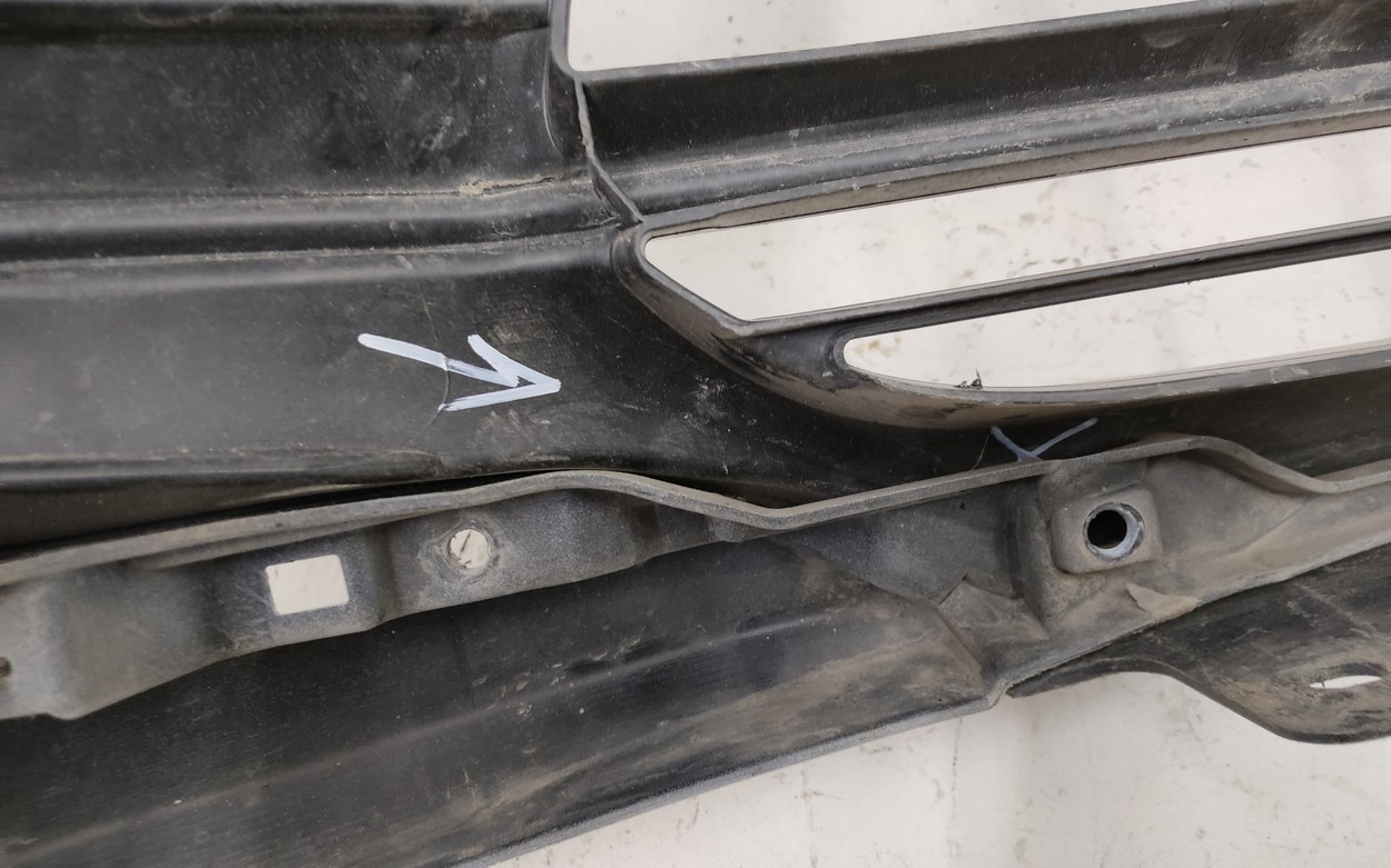 Бампер передний Toyota Camry V70 Restail