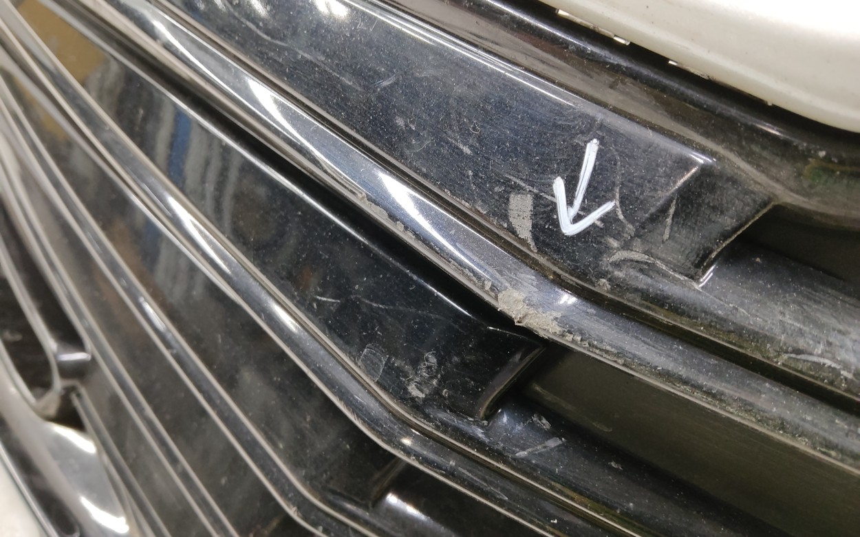 Бампер передний Toyota Camry V70 Restail