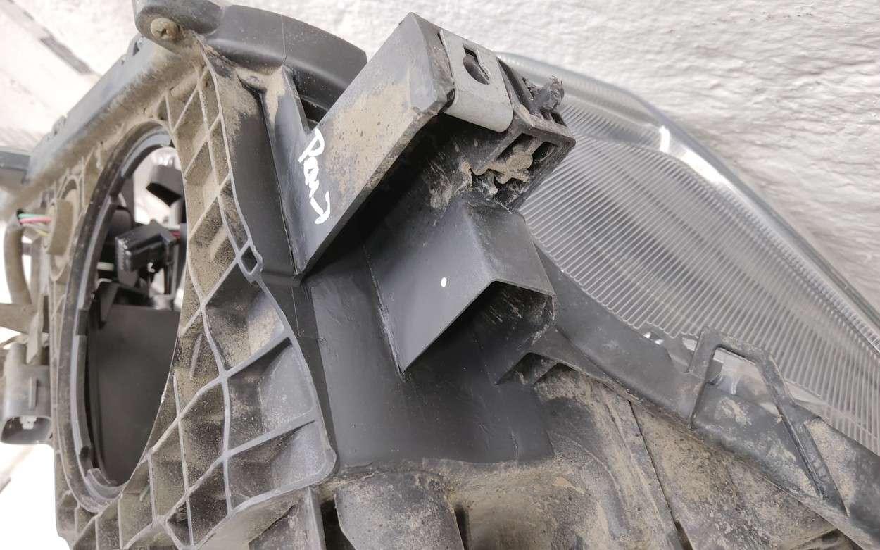 Фара передняя левая Toyota RAV4 CA40 Restail галоген линза ДХО