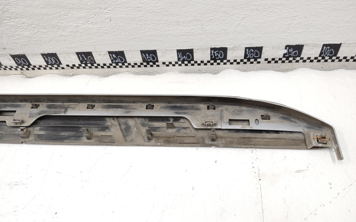 Накладка подножки порога правого Toyota Land Cruiser Prado 150 Restail