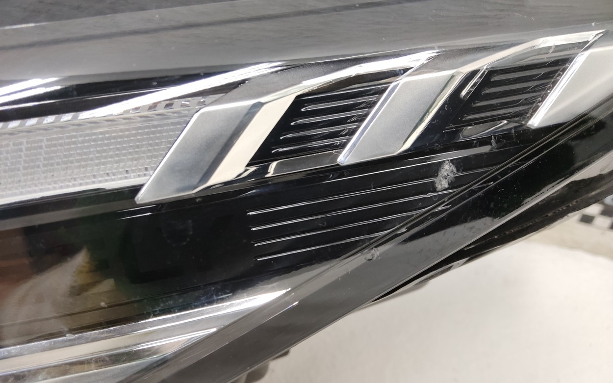 Фара передняя левая Geely Coolray Restail LED