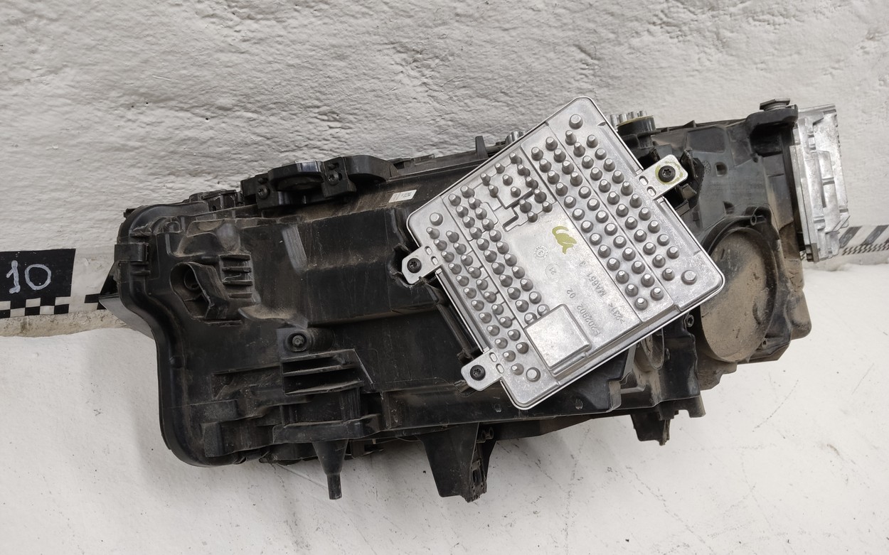 Фара передняя правая BMW X3 G01 Restail LED Америка
