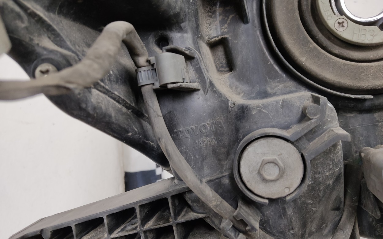 Фара передняя левая Toyota Land Cruiser Prado 150 Restail LED ДХО