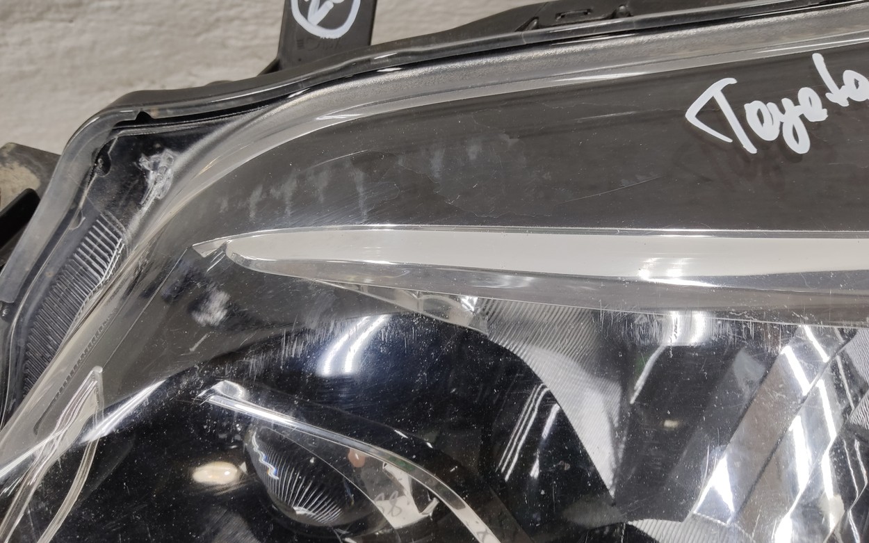 Фара передняя левая Toyota Land Cruiser Prado 150 Restail LED ДХО