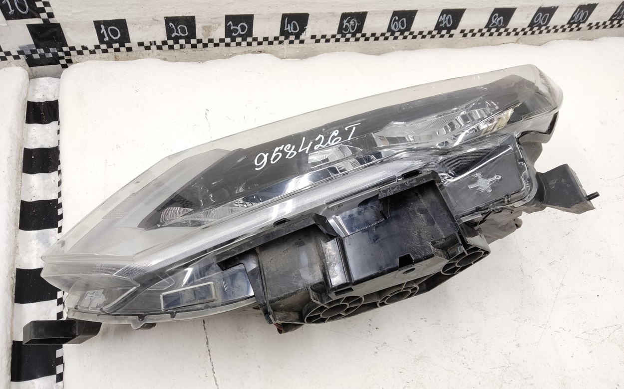 Фара передняя левая Nissan X-Trail T32 Restail галоген ДХО