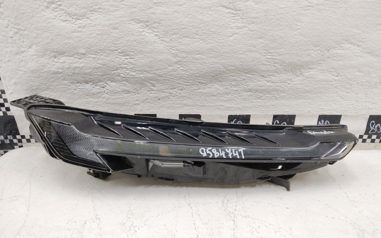 Повторитель поворота передний правый Omoda C5 LED