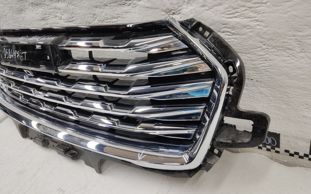 Решётка радиатора Haval Jolion под камеру