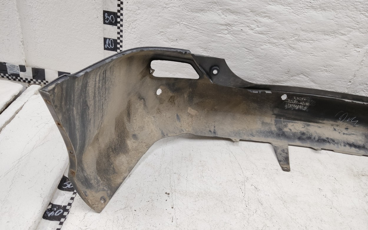 Бампер задний Toyota RAV4 CA40