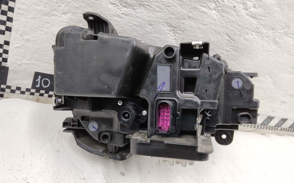 Фара передняя левая Belgee X70 LED 13 контактов