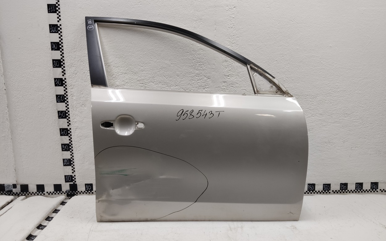 Дверь передняя правая Hyundai i30