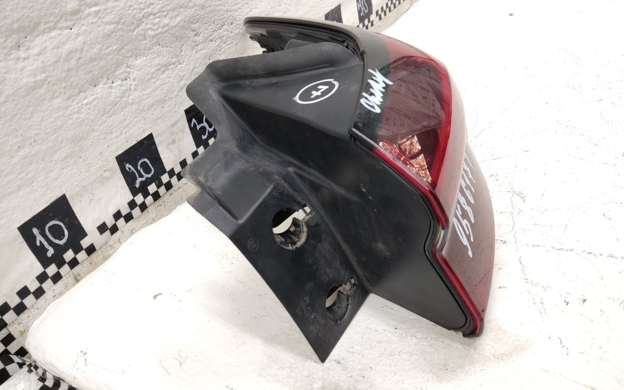 Фонарь задний правый наружный Chery Tiggo 8