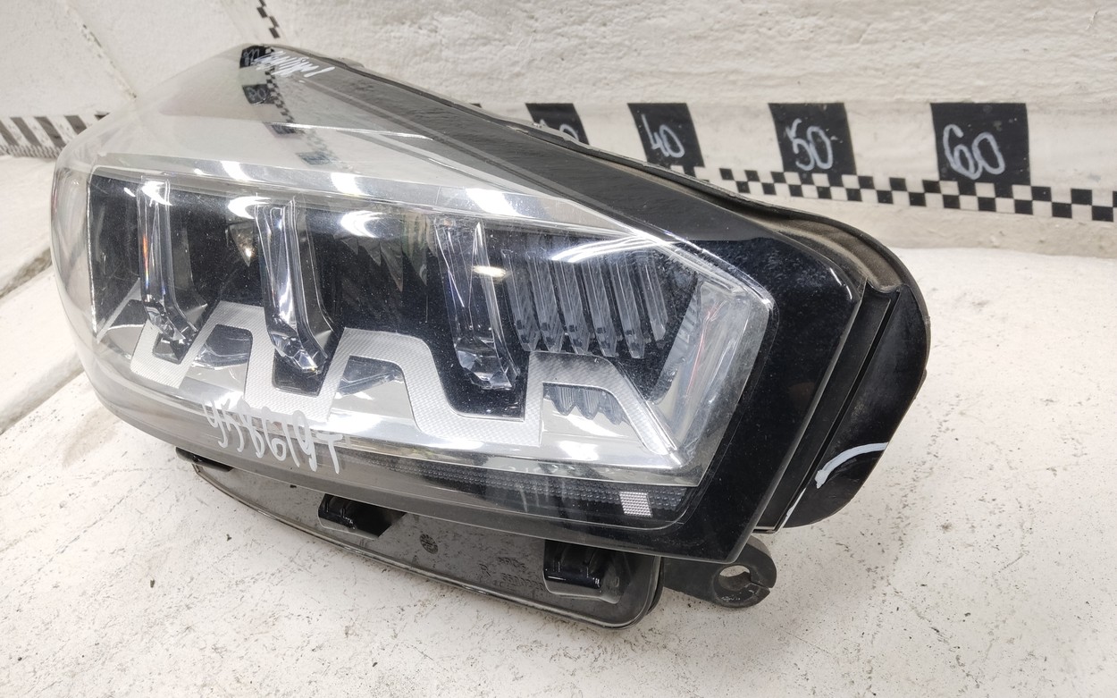 Фара передняя правая Chery Tiggo 8 LED