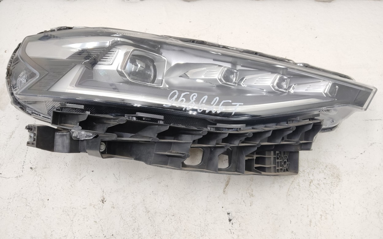 Фара передняя правая Haval F7 LED "Jorden"