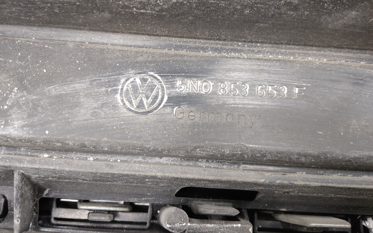 Решетка радиатора Volkswagen Tiguan 1 Restail