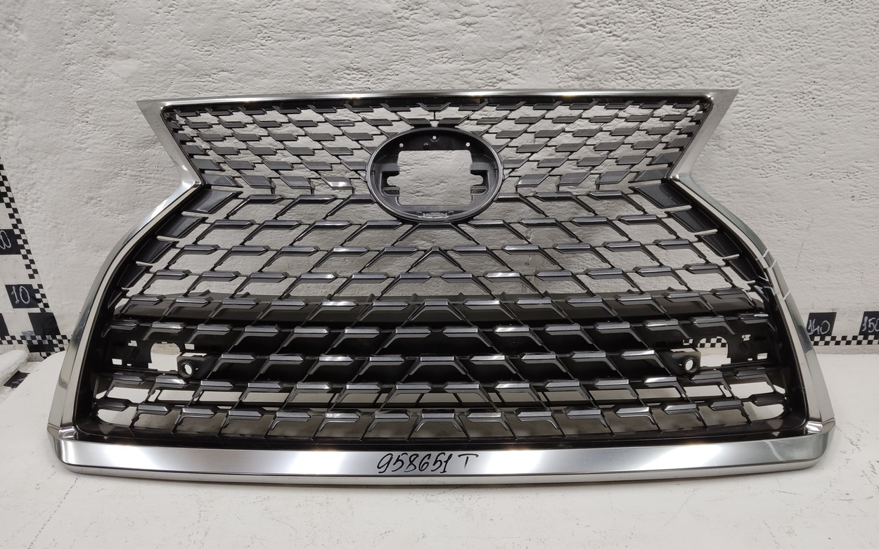 Решетка радиатора Lexus RX 4 Restail