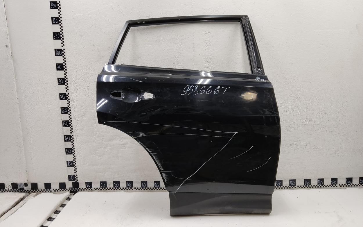 Дверь задняя правая Toyota RAV4 CA40