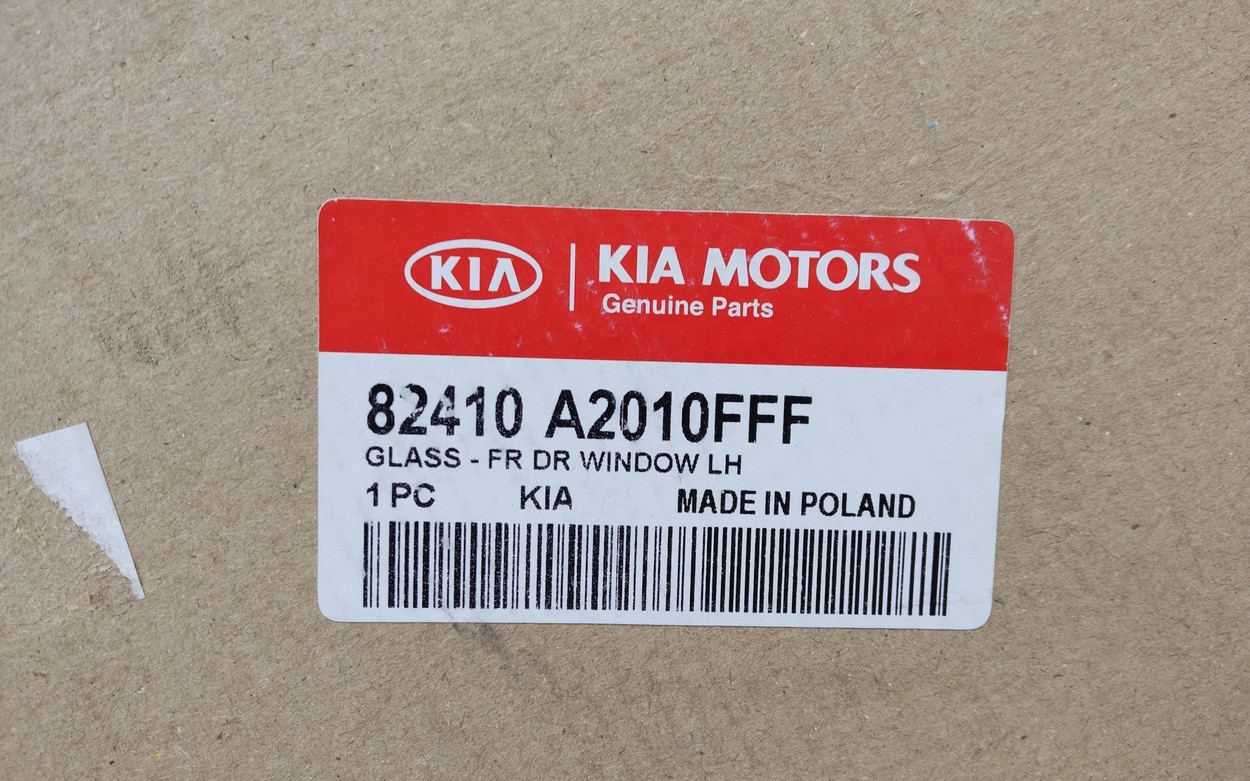 Стекло двери передней левой Kia Ceed 2