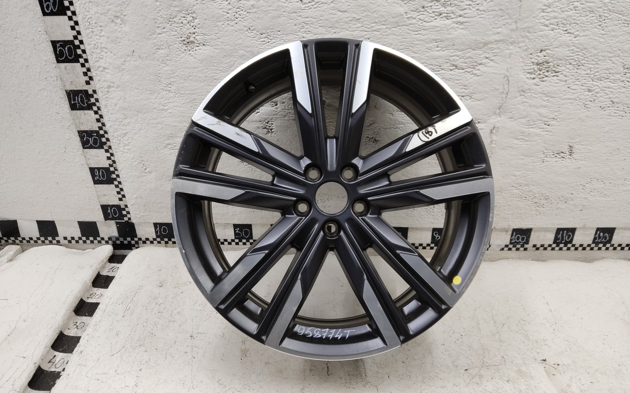 Диск колеса литой Geely Monjaro R20