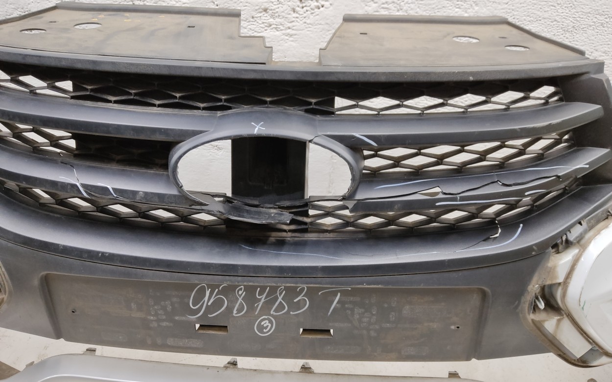 Бампер передний Lada XRay Cross