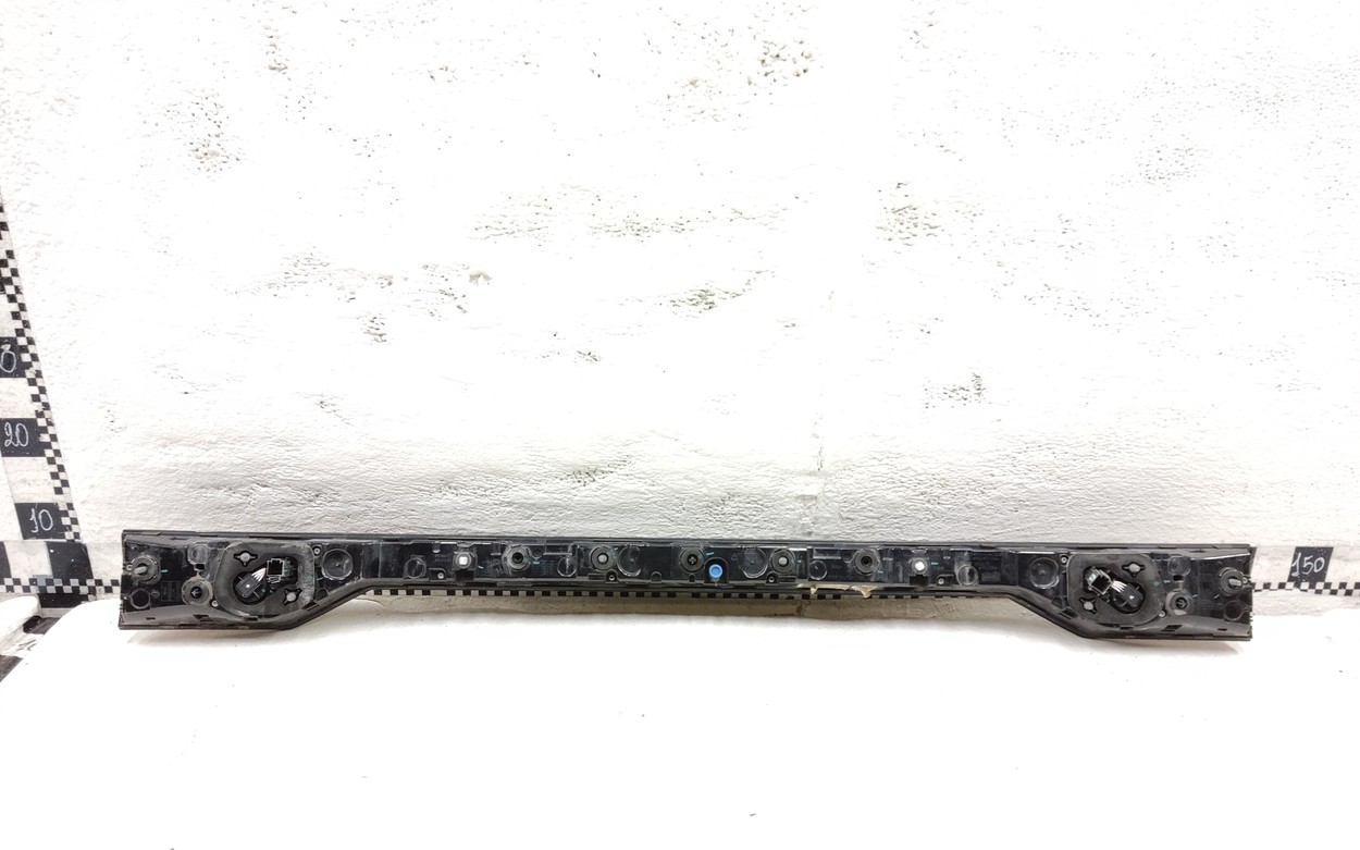 Фонарь крышки багажника Geely Monjaro LED