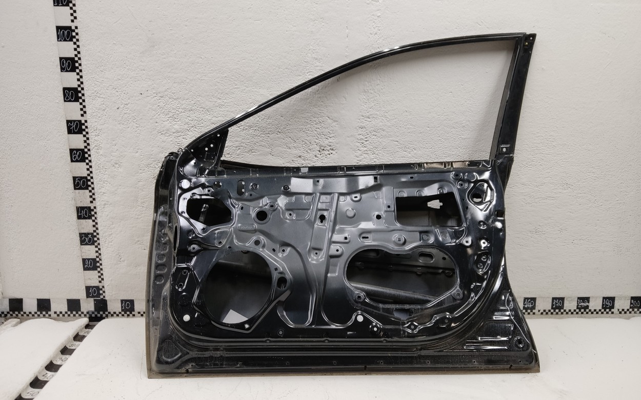 Дверь передняя правая Toyota Camry V70