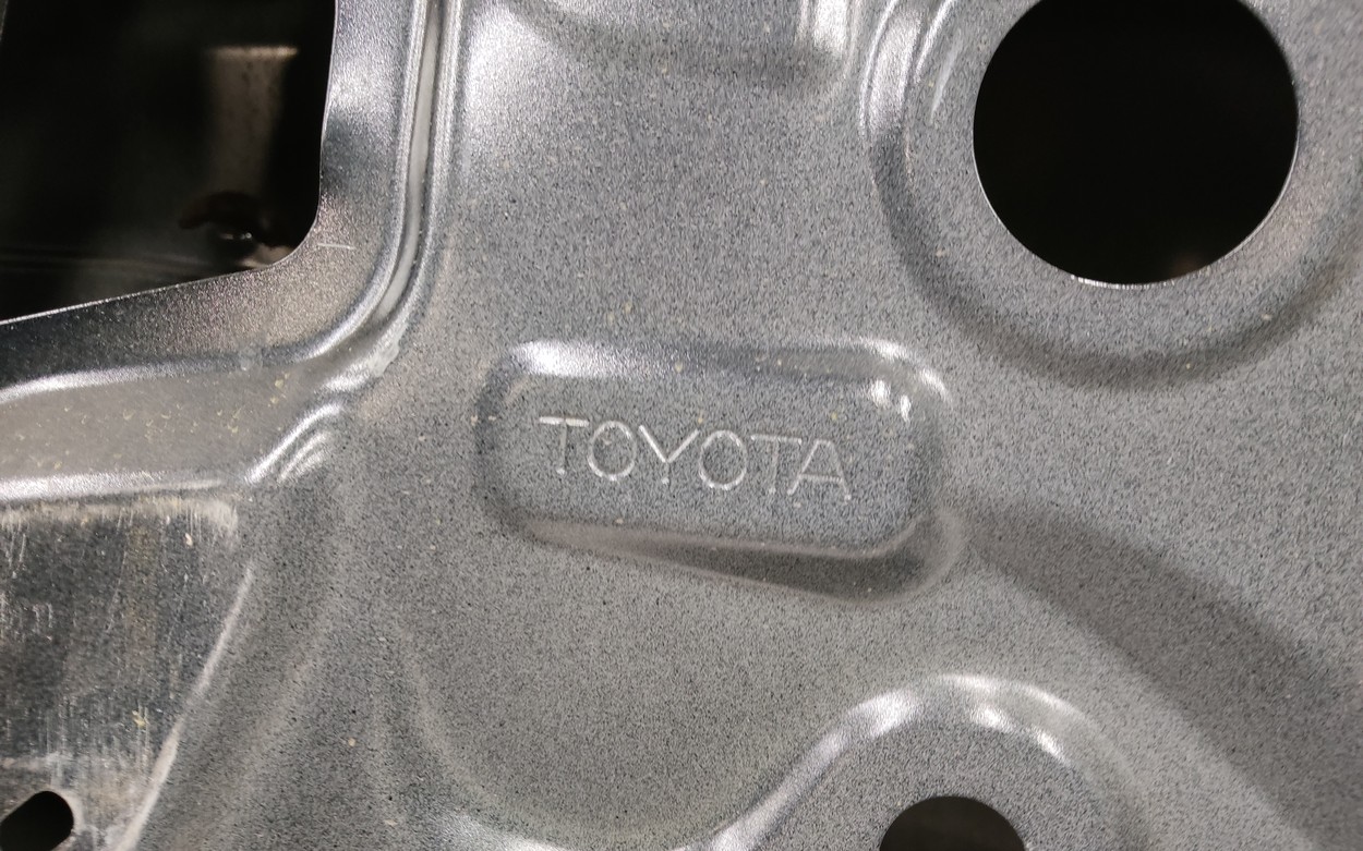 Дверь передняя правая Toyota Camry V70