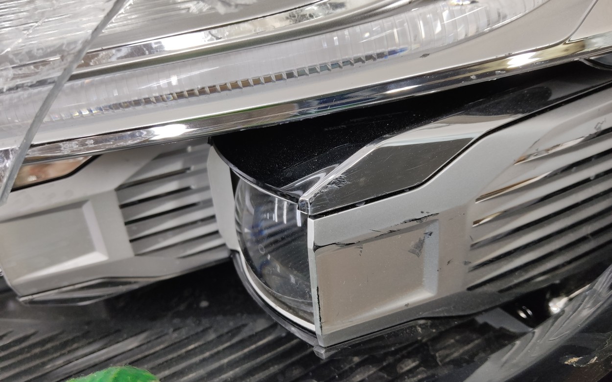 Фара передняя левая Exeed VX LED